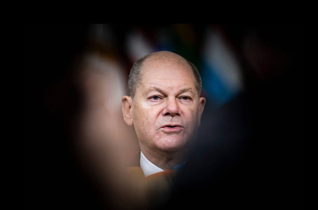 Scholz addressing allegations of secret Putin meeting