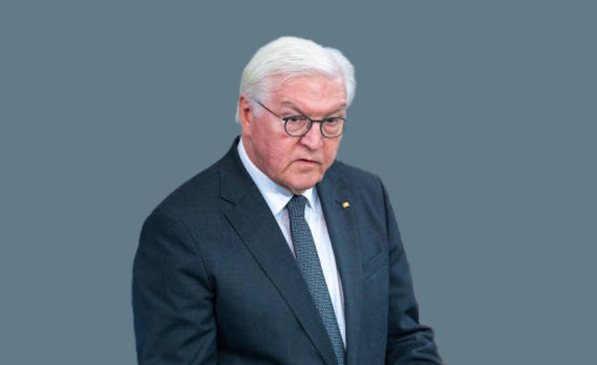 Steinmeier laying wreath in Magdeburg after Christmas Market attack