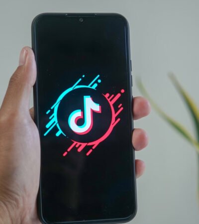 Der Einfluss von TikTok auf die Meinungen der deutschen Jugend