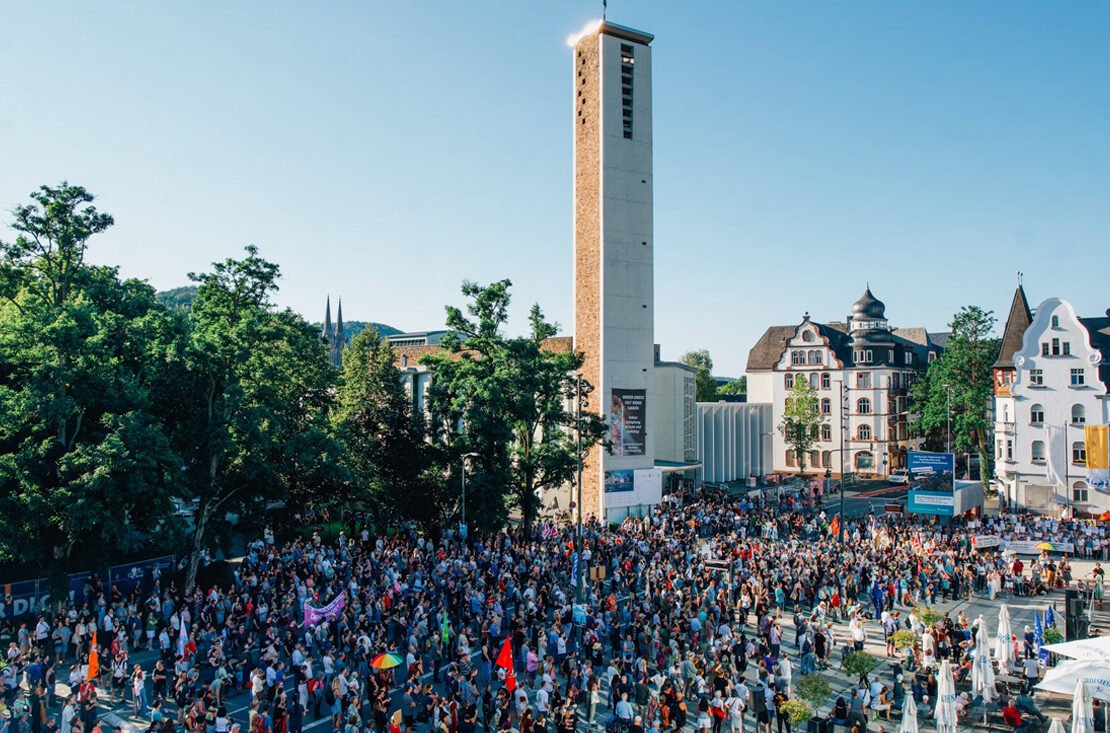 Mass protests in Germany against CDU-AfD cooperation