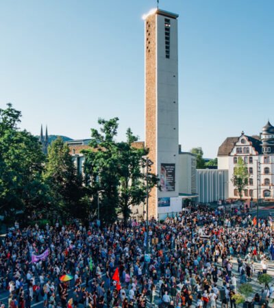 Mass protests in Germany against CDU-AfD cooperation