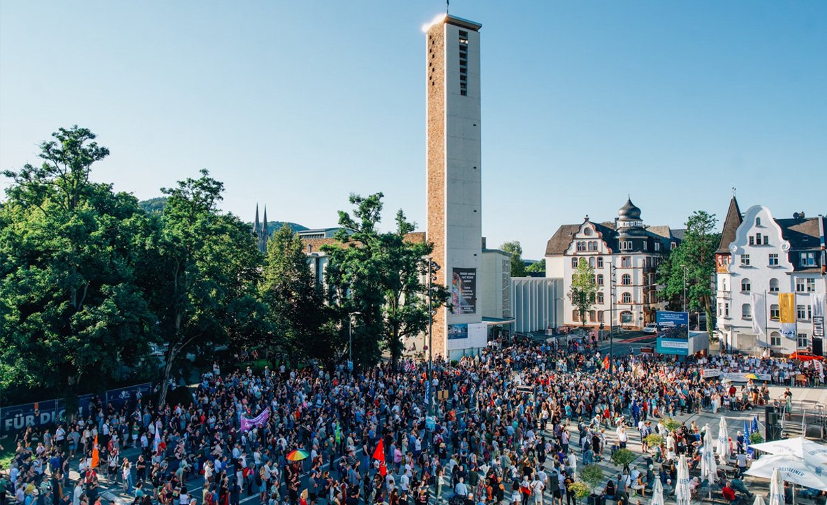 Mass protests in Germany against CDU-AfD cooperation