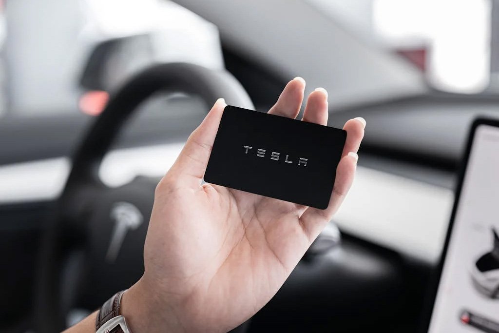 Rückgang der Tesla-Verkäufe in Deutschland nach Musk-Unterstützung