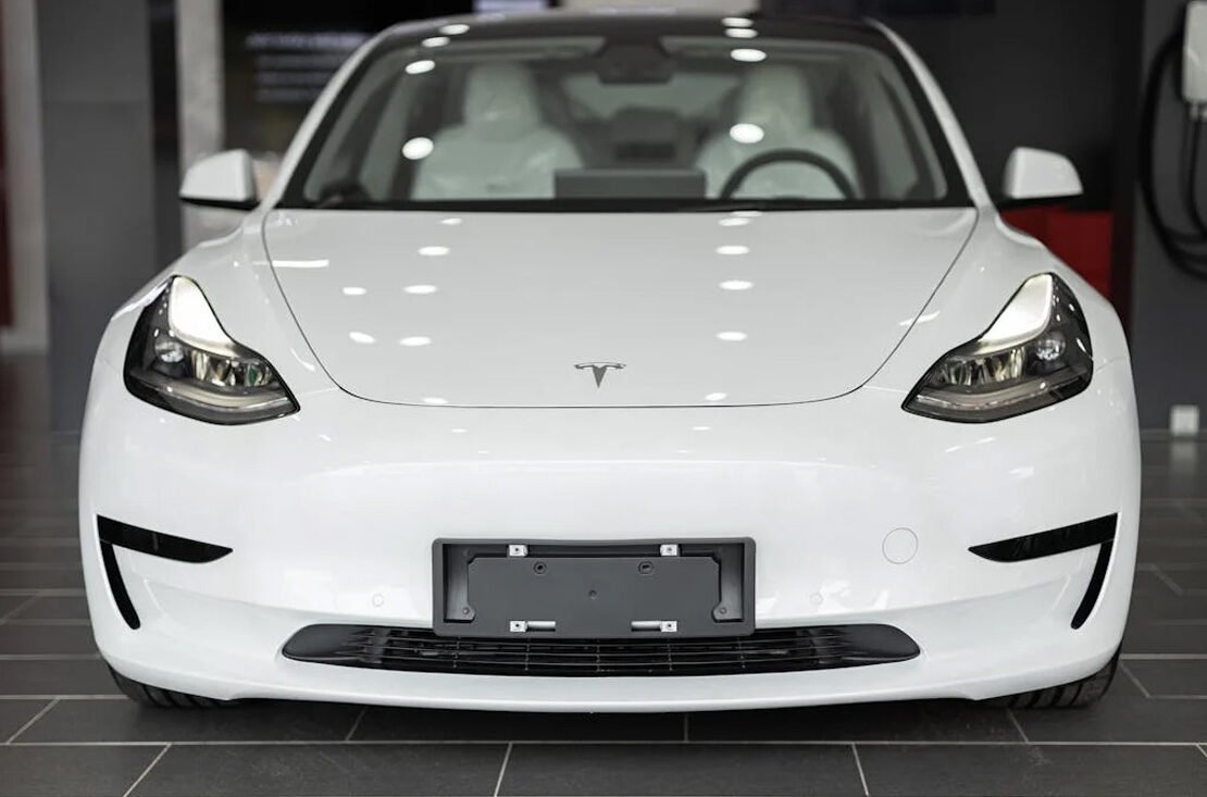 Rückgang der Tesla-Verkäufe in Deutschland nach Musk-Unterstützung