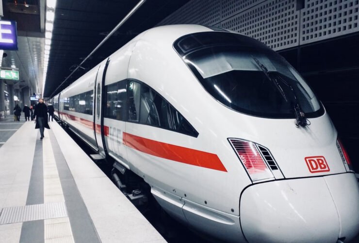 Verspätungen bei den Zügen der Deutschen Bahn und Entschädigungen für Passagiere