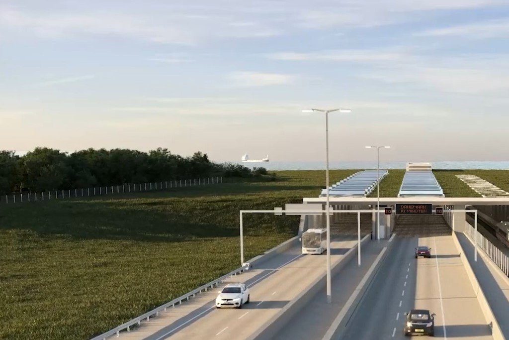 Tunneleinfahrt Autobahn