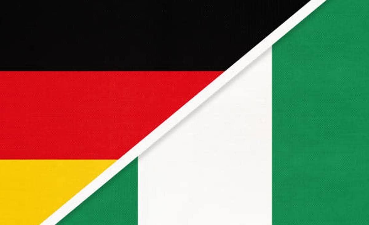 Deutschland-Nigeria-Flaggen
