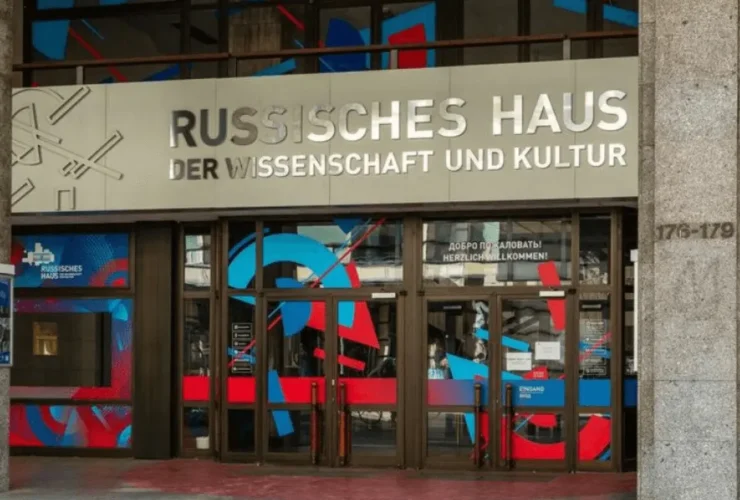 Debatte um das Russische Haus in Berlin