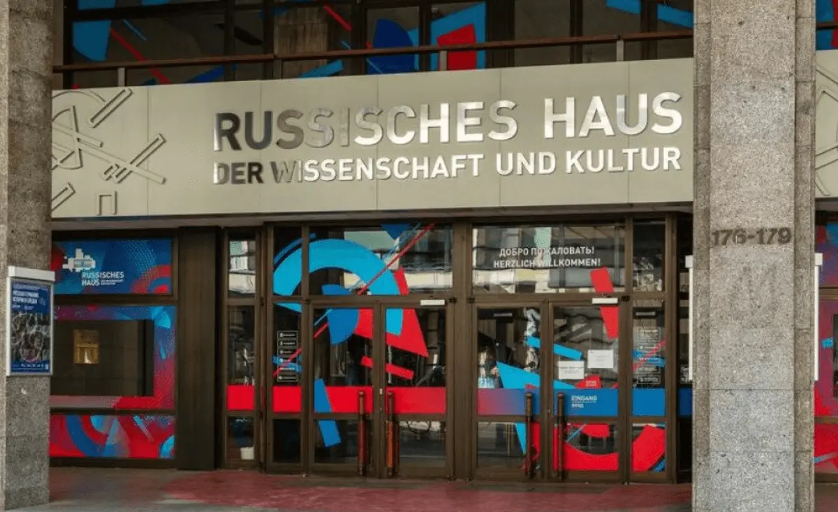 Debatte um das Russische Haus in Berlin