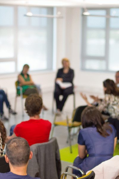 Junge Gründer mit Idee