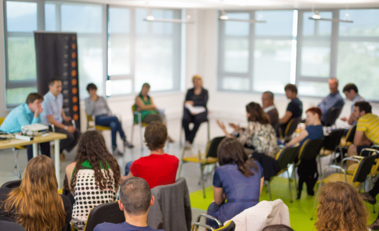 Junge Gründer mit Idee