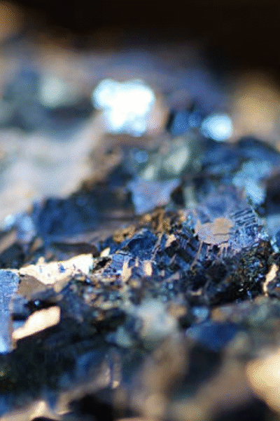 Mineralien in der Elektrofahrzeug-Lieferkette